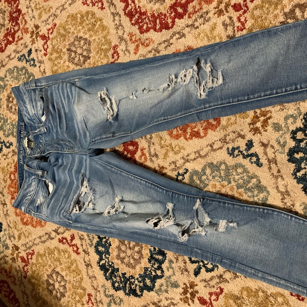 AE jeans super stretchy size 4 good condition